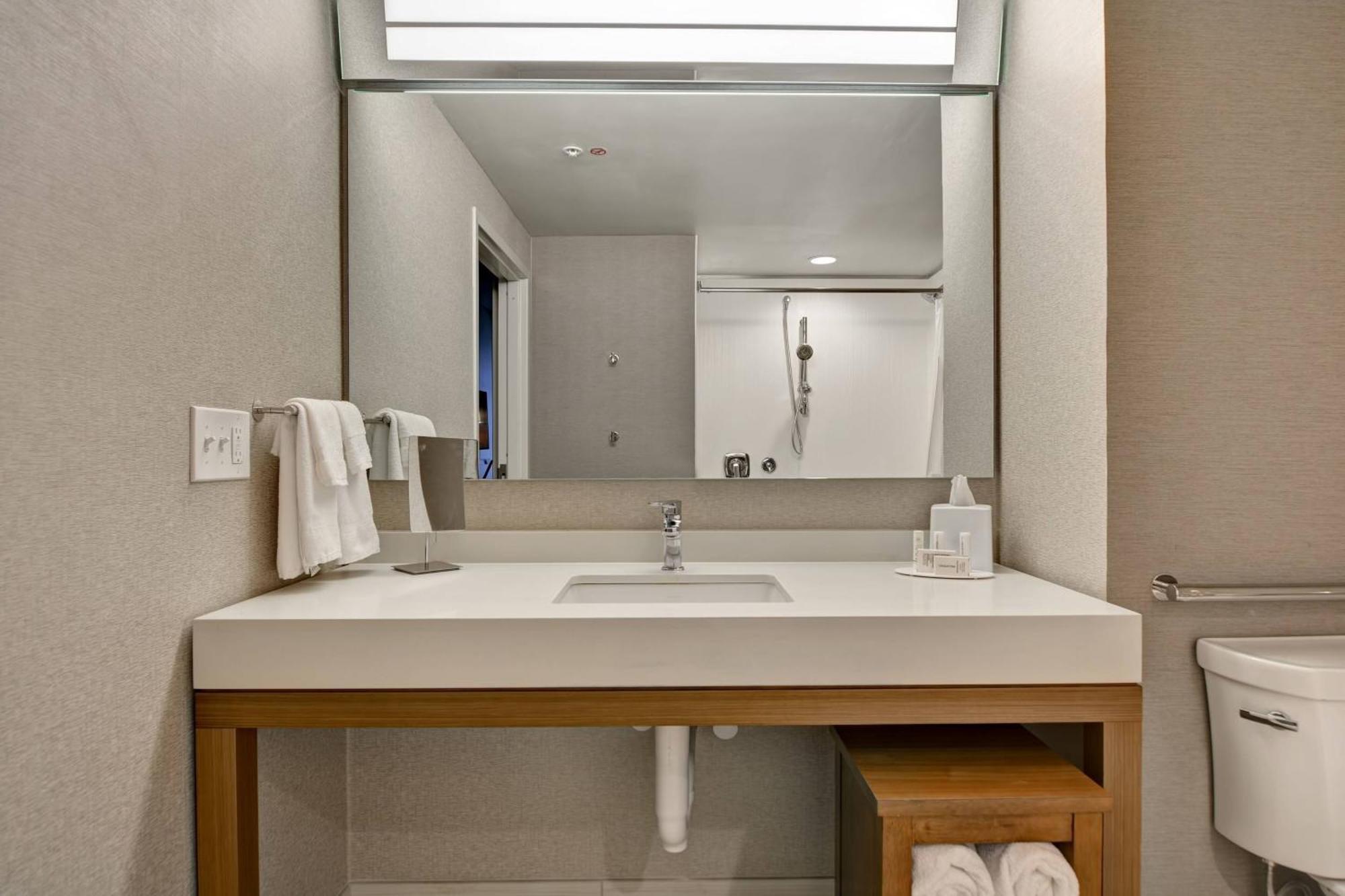 Courtyard By Marriott Jackson Madison Hotel Exterior foto