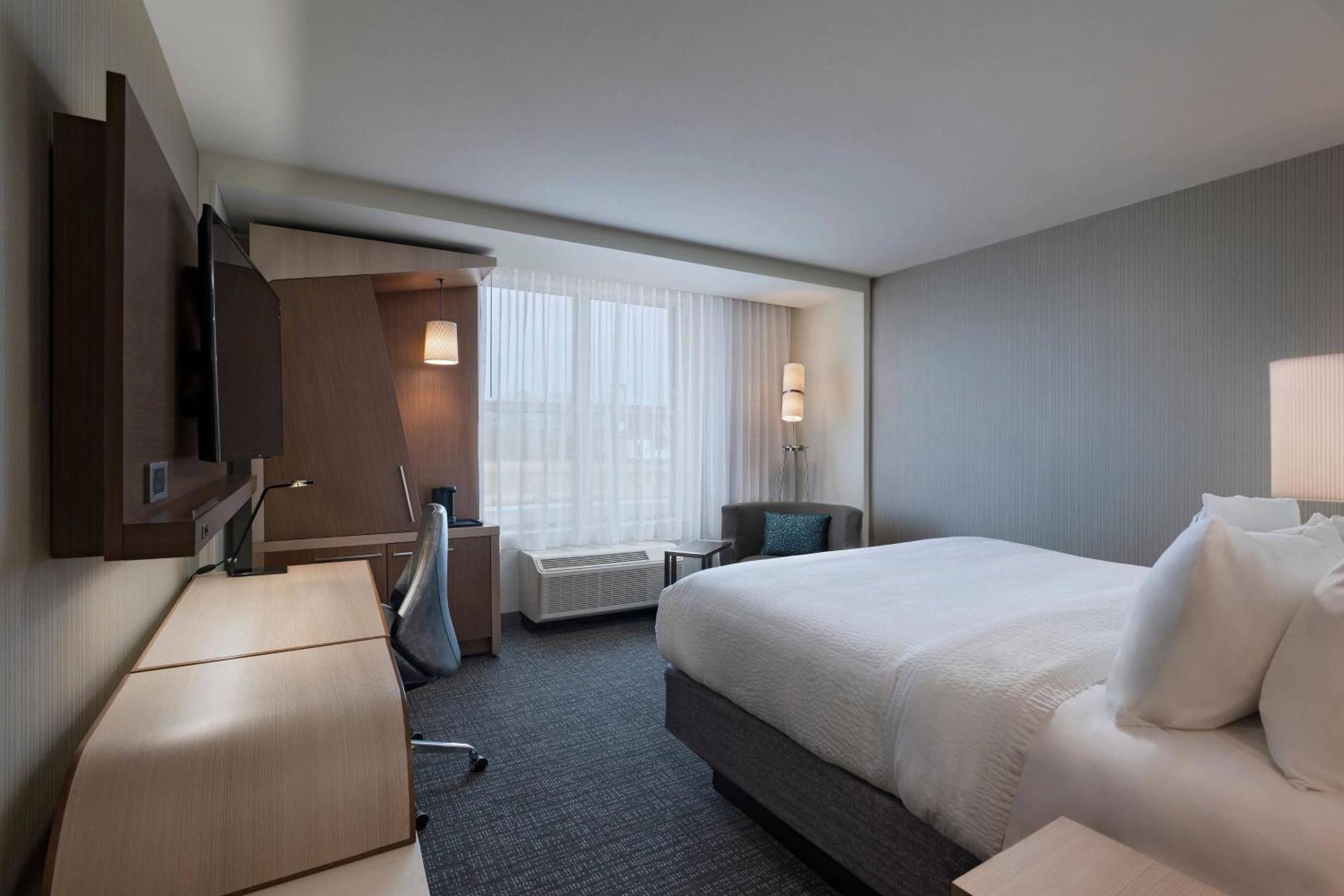 Courtyard By Marriott Jackson Madison Hotel Exterior foto