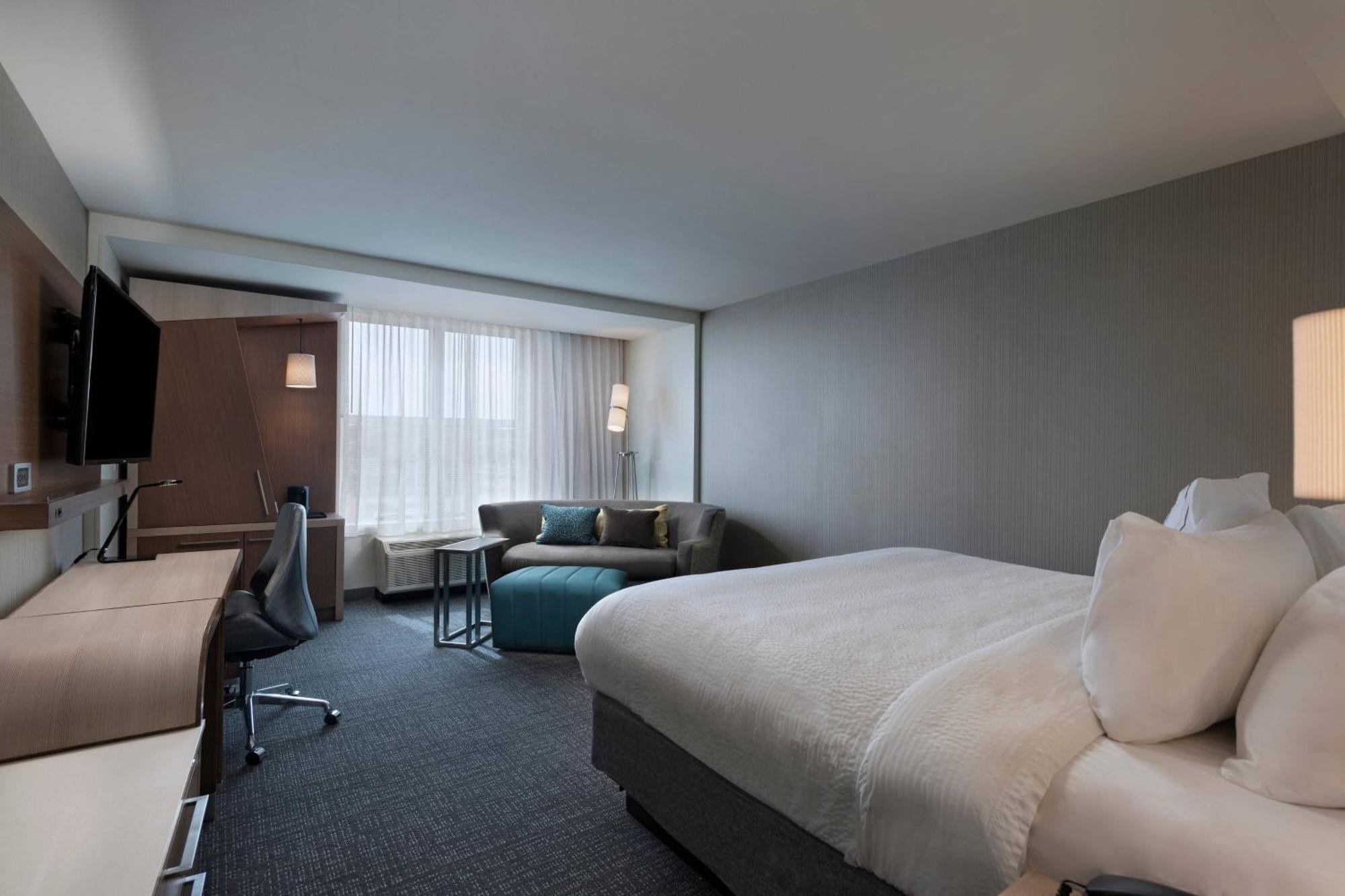 Courtyard By Marriott Jackson Madison Hotel Exterior foto