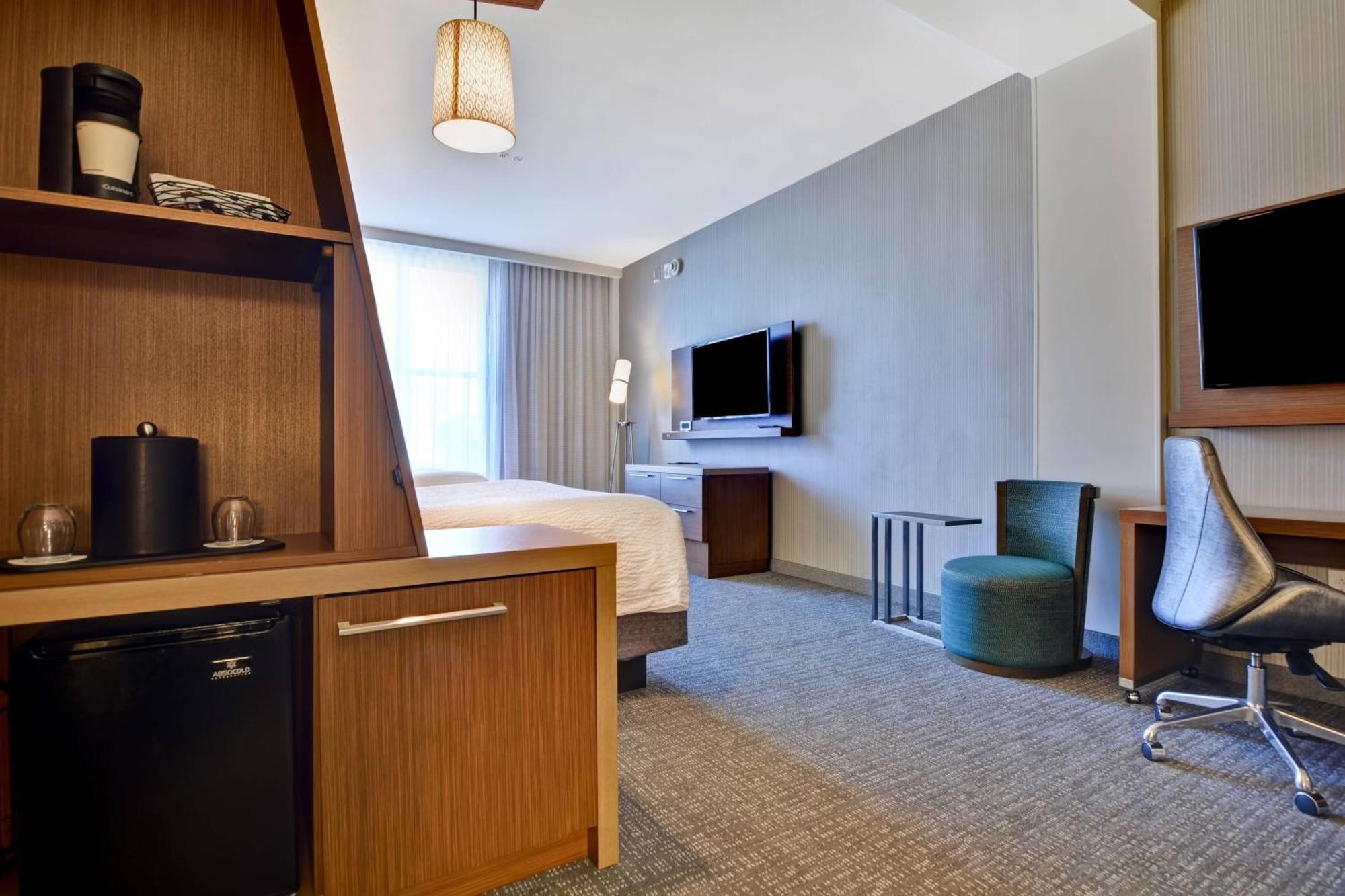 Courtyard By Marriott Jackson Madison Hotel Exterior foto