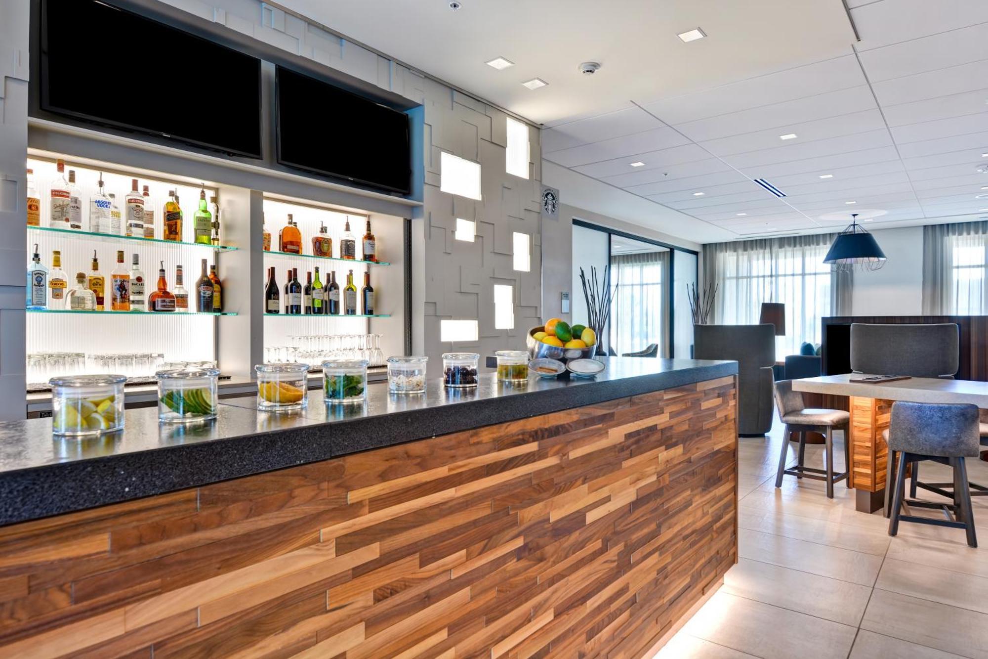 Courtyard By Marriott Jackson Madison Hotel Exterior foto